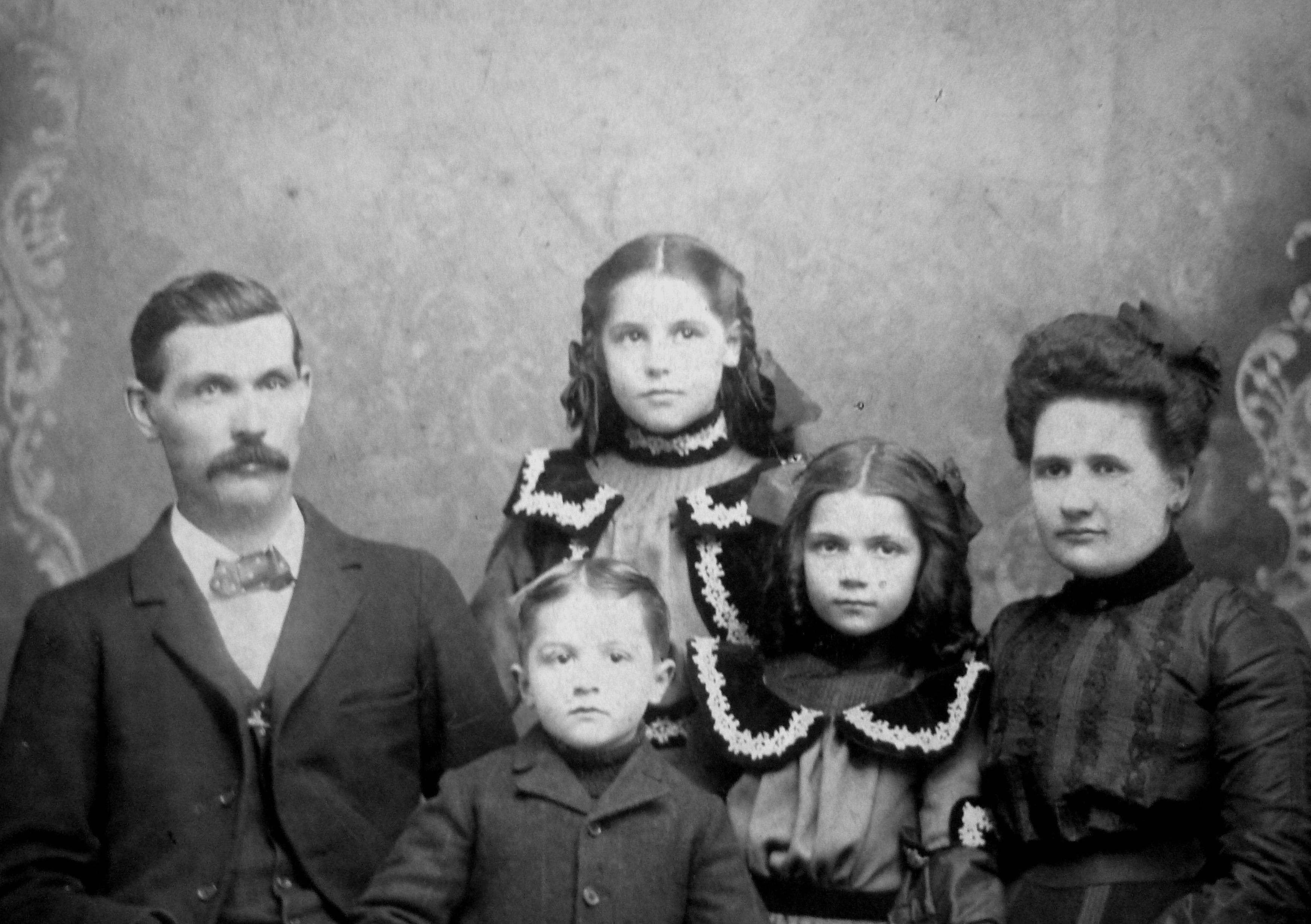 Photograph of Gertrude /Fritz/ Shea and Her Family